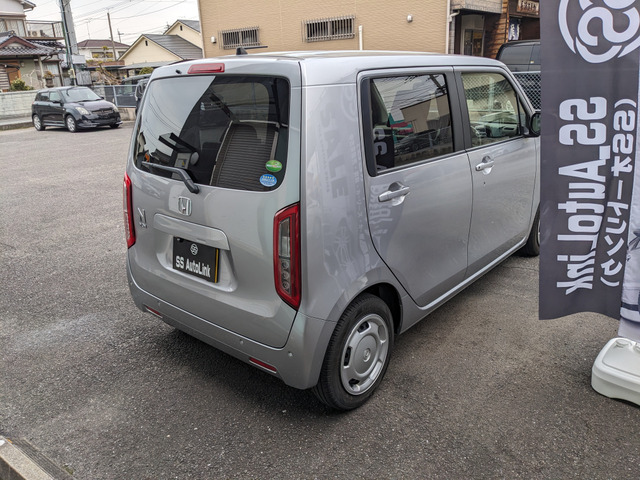 お客様のカーライフをより快適で楽しいものにする為のサポートを行っています。車選びに迷った時のアドバイス、購入後のメンテナンス、更にはドライブをもっと楽しむ為のアイデアや情報の提供まで、幅広くお手伝い。