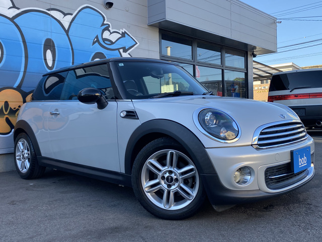 �z���C�g�V���o�[���^���b�N���ɂ��܂����B