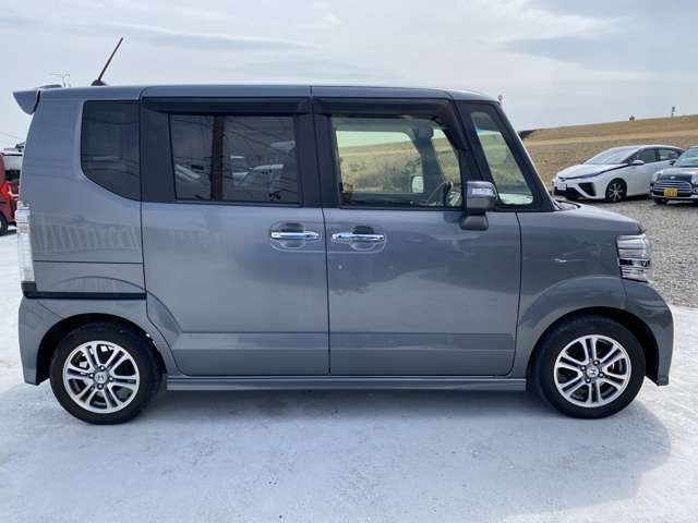 自動車保険(あいおいニッセイ同和)取り扱いしております。はじめてお車をご購入されるお客様にもスタッフが解りやすくご説明させていただきます。