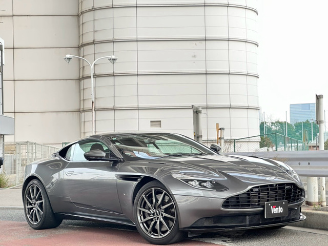 DB11(アストンマーチン) ローンチエディション 中古車画像