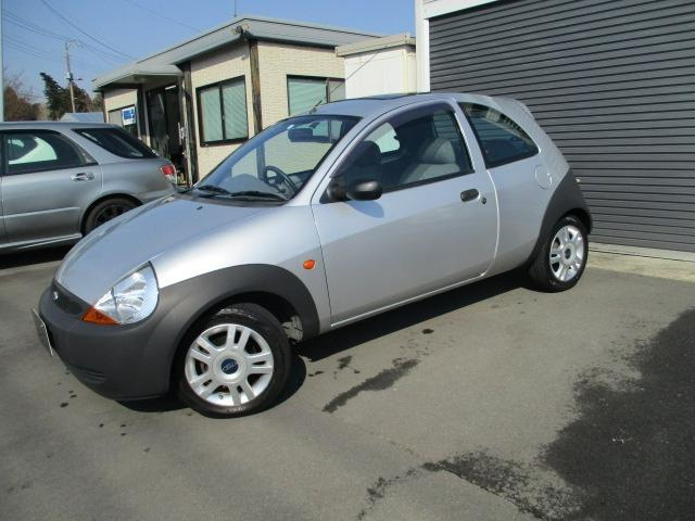 ☆希少 フォードKA 5速マニュアル キビキビ走ります☆