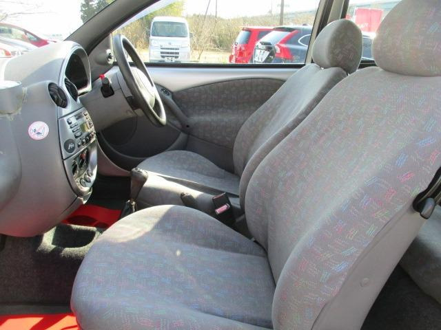 ☆シンプルな内装 室内清掃済 タバコ臭、ペット臭、異臭ありません☆