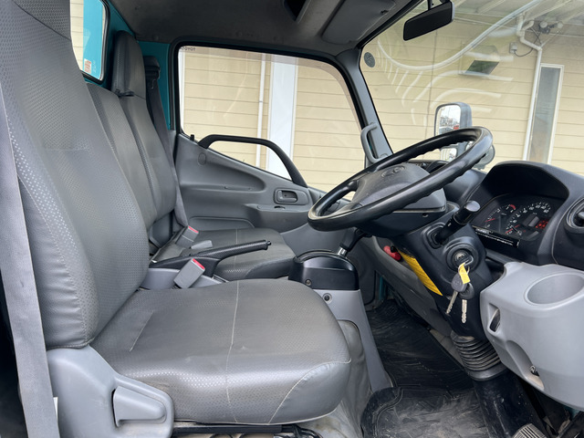 ���ÎԂ̔̔������S�ɂȂ�܂����A�V�Ԃ̔̔����戵���������܂��B