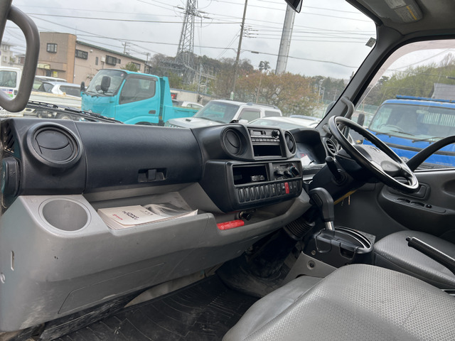 �f�ڎʐ^�ȊO�ɂ��C�ɂȂ�ӏ���m�F���������Ƃ��������܂�����A���C�y�ɂ��₢���킹���������B