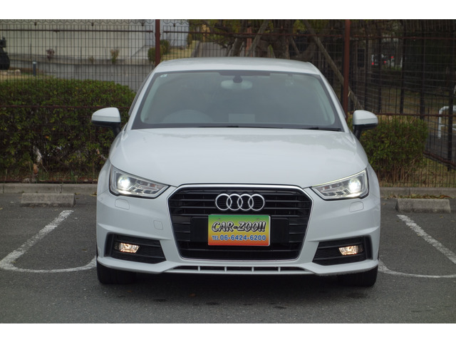A1スポーツバック1.0 TFSI スポーツ 1st エディション