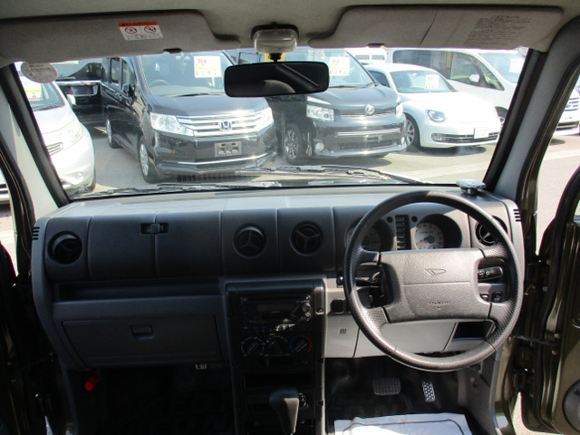 �卂�X�͌y�����Ԃ����C���Ɏ�舵���Ă���܂����A�{�X�ł̓R���p�N�g�J�[����~�j�o���A�A���Ԃ܂Ŏ�舵���Ă���܂��B�O���[�v�S�X�ŏ펞�݌�180��ȏ��葵���Ă���܂��B���I�d��������Ă���܂�!