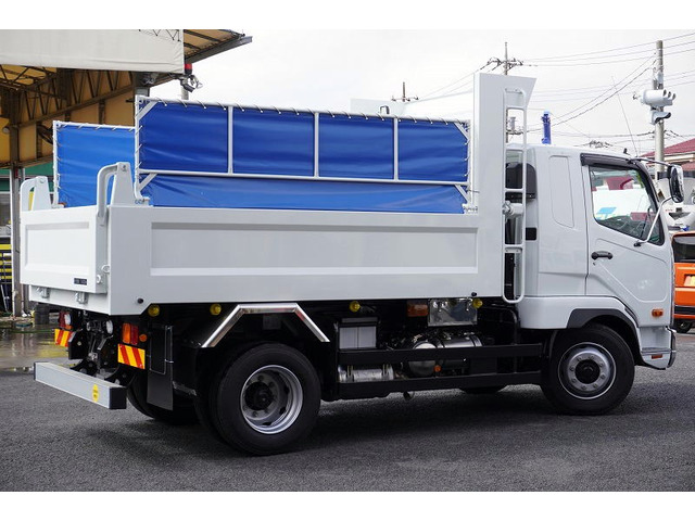 �o���E�g���b�N���A���݌�200��ȏ�!!���Ђ�HP�����񂲗����������Bhttp://www.vantruck.co.jp/index.htm