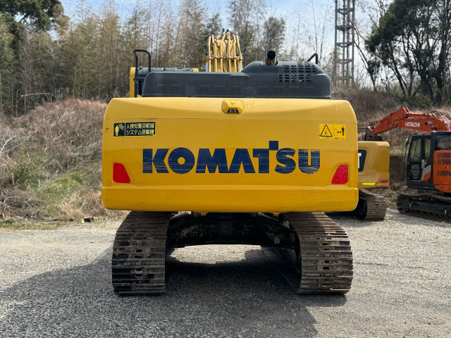 コマツ油圧ショベル