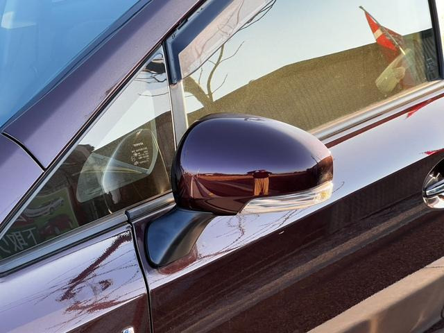 業界歴21年のプロが選ぶ自慢の格安車を多数展示!全車保証付きでご安心!絶賛営業中!ご来店時ご連絡お願い致します!