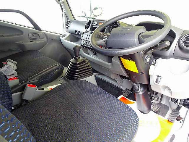 AC PS PW(�t�����g/���A) SRS ABS �W���h�A���b�N ���d�i�~���[ AM/FM���W�I ���[���~���[���o�b�N���j�^�[ �^�[�{ �r�C�u���[�L