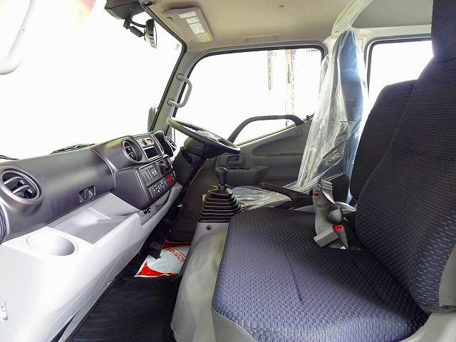 AC PS PW(�t�����g/���A) SRS ABS �W���h�A���b�N ���d�i�~���[ AM/FM���W�I ���[���~���[���o�b�N���j�^�[ �^�[�{ �r�C�u���[�L