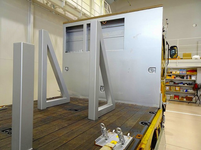 �O���Ē����H��I/���ߍ��݃t�b�N5��/���؎�t �L���u���E�X�e�����X���͂��� �ב����:960&times;243&times;28 �ܕ��J ���E����/���A�A�I���x���E����