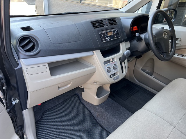 ���Ԃ͂������A�o�C�N���D���Ȑ����m���ݐЂ��Ă���܂��̂ŁA�o�C�N�̎Ԍ���J�X�^���Ȃǂ����C�y�ɂ��₢���킹��������!