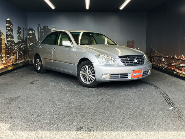 クラウン(トヨタ) 3.0 ロイヤルサルーン プレミアムエディション 中古車画像