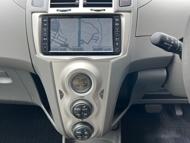 ナビ、ドライブレコーダー、バックカメラ、レーダー、ETCなどの各種部品の取り付けも行っております。