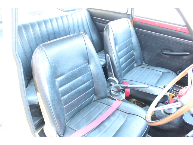 いすゞべレット GR 95 1800GT 当時物 ハンドルボス いすゞべレット GR 95 1800GT 当時物 ハンドルボス 2025年最新
