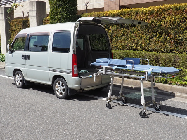 サンバーディアスワゴン(スバル) 患者ゆそう車 寝台車 民間救急車 中古車画像