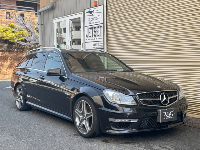 ベンツ W204 C63AMGセダン用DTMタイプ カーボンディフューザー/C200/C250/C300/カーボンディフェーザ/綾織カーボン/スプリッター/リップ カーボンファイバー リアリップディフューザー と互換性がある