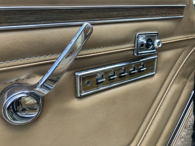 ���Y���ÎԂ�s�b�N�A�b�v�J�[�E�A���ԁE���s�Ԃ̒����̔��������Ă���܂����É��s������̒��ÎԔ̔��XUK�G���W�j�A�Y ���Y�� ���É� ������