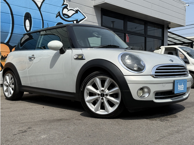 �z���C�g�V���o�[���^���b�N���ɂ��܂����B