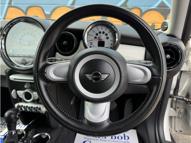 �������̕��₲���X��������q�l�ɂ́A���[���܂��͂��d�b�ŏڍׂ������������Ē����Ă���܂��B