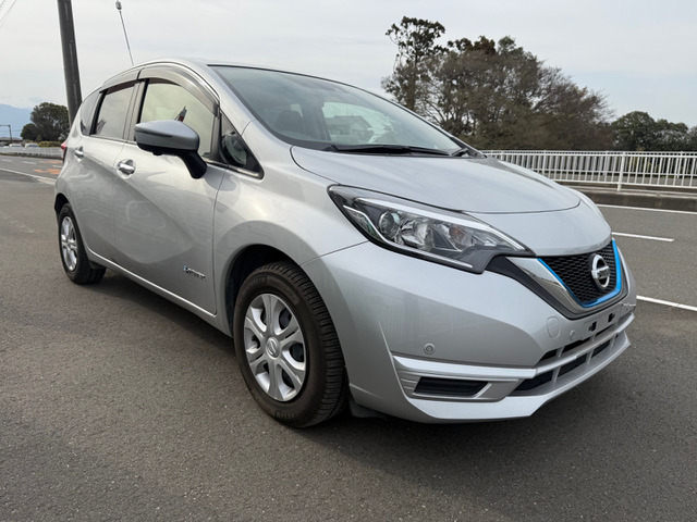 ノート(日産) 1.2 e-POWER X　純正ナビ・TV・Bカメラ 総額車検付き 中古車画像