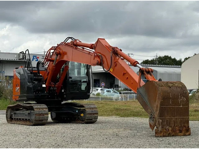 日立油圧ショベル