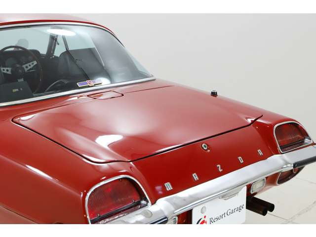 200km/h�̑��x������