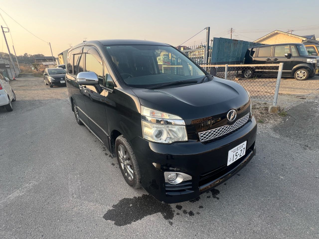 ヴォクシー2.0 ZS