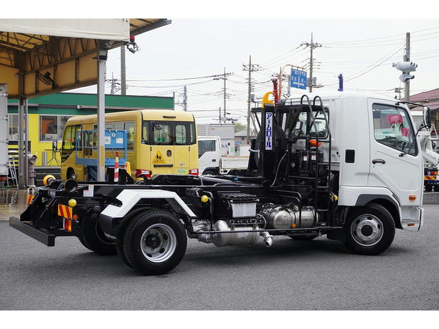 �o���E�g���b�N���A���݌�200��ȏ�!!���Ђ�HP�����񂲗����������Bhttp://www.vantruck.co.jp/index.htm