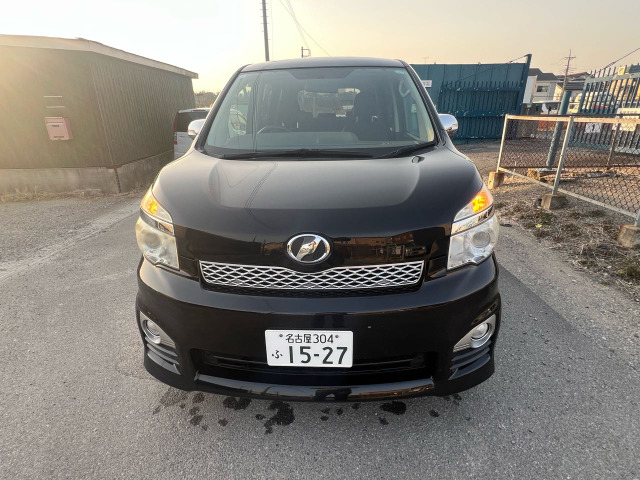 ヴォクシー2.0 ZS