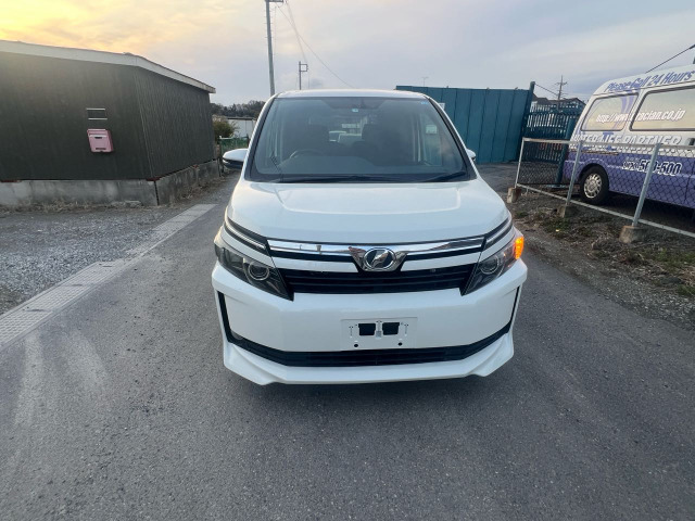 ヴォクシー1.8 ハイブリッド V