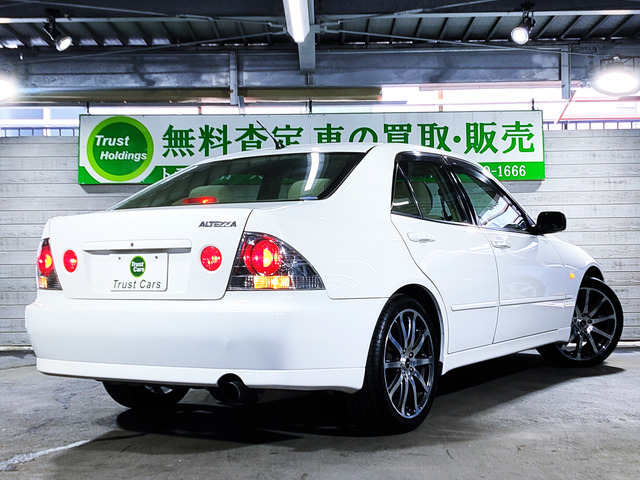 アルテッツァ2.0 AS200