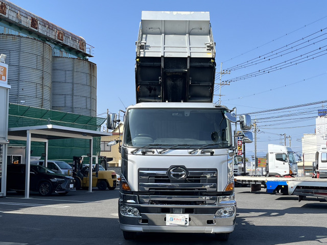 プロフィアダンプ