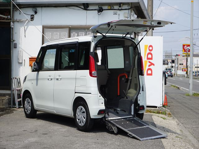フレアワゴン(マツダ) スロープ式車いす移動車電動ウィンチ 中古車画像