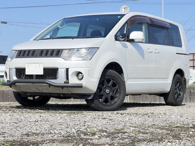 デリカD:5(三菱) 2.4 G プレミアム 4WD　MMCSナビ フリップダウン 社外アルミ 中古車画像
