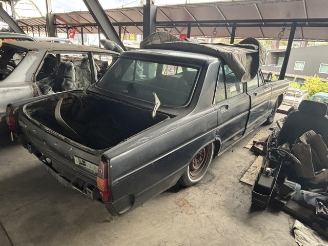 グロリアセダン