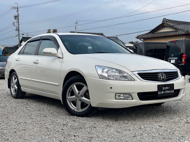 ホンダ インスパイア ホワイト(白)の中古車一覧｜中古車検索