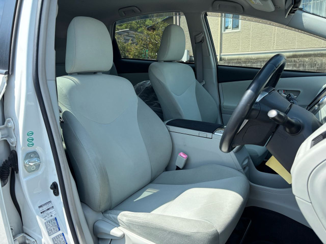 気になるお車ございましたらお気軽にメールもしくはお電話ください。【0078-6015-15406】