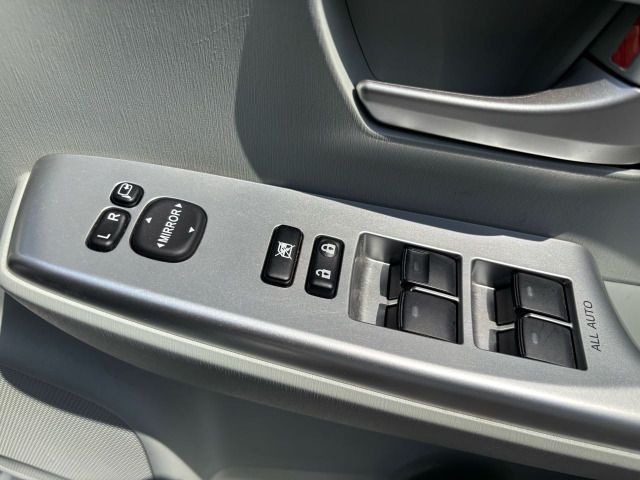 輸入車を中心に揃えています。お気軽にお問合せください。【0078-6015-15406】