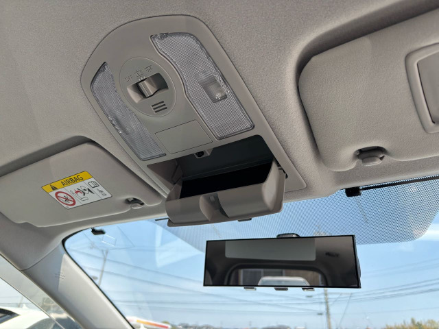 気になるお車ございましたらお気軽にメールもしくはお電話ください。【0078-6015-15406】