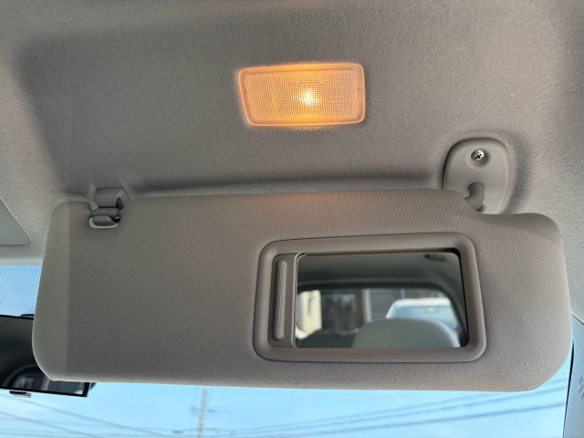 輸入車を中心に揃えています。お気軽にお問合せください。【0078-6015-15406】