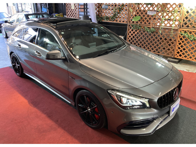 CLAシューティングブレークAMG CLA 45 4マチック 4WD
