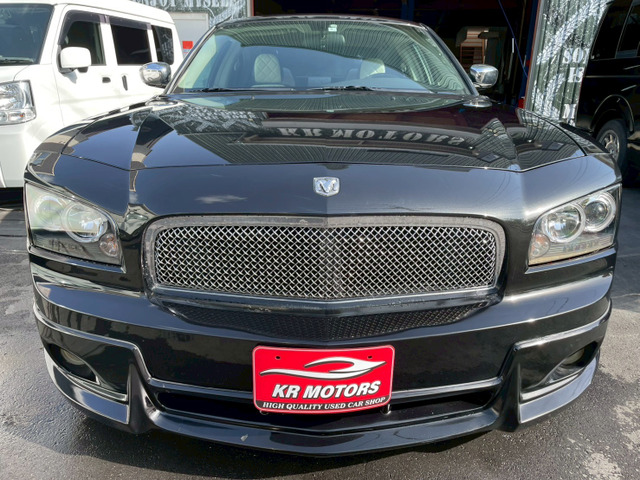 【全車標準リセット納車】追加費用なしでバッテリー・オイル・ワイパーゴムを新品交換。さらに車内クリーニングと専用オゾン装置にて殺菌・脱臭を行い、ニオイを除去してご納車します。