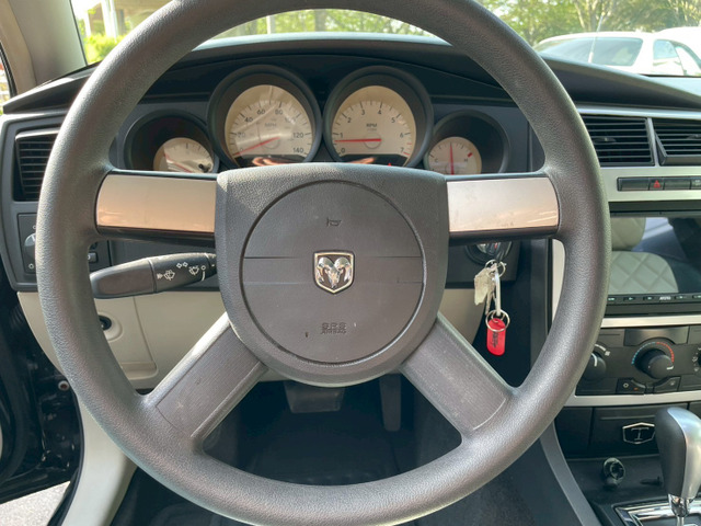 N-BOX・タント・ルークス等、大人気の軽ハイトワゴン取扱実績多数。便利な両側スライドドア車はお買い物や通勤に最適です。定番のホワイトパールや黒など、店頭にないカラーや車種も全国からお探しします。