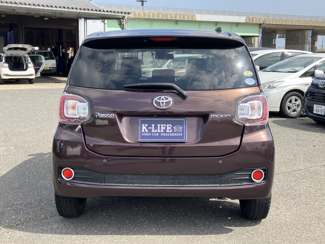 �y�x�����z���i�X�z���Ԃ������������܂��āA���ɗL�������܂��B�݌Ɏԗ��ɂȂ�܂��̂ŁA���񂲓s���̋X�������ɁA���ɗ��ĉ������B���X�\��������ƁA���ē����X���[�Y�ł��B