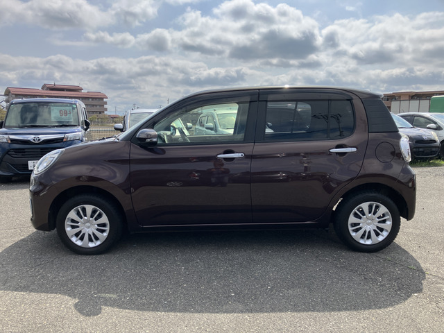 �y�x�����z���i�X�z���Ԃ������������܂��āA���ɗL�������܂��B�݌Ɏԗ��ɂȂ�܂��̂ŁA���񂲓s���̋X�������ɁA���ɗ��ĉ������B���X�\��������ƁA���ē����X���[�Y�ł��B