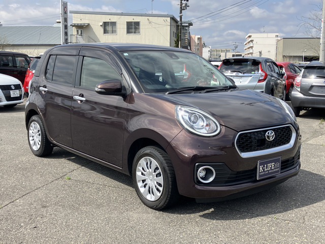 �y�x�����z���i�X�z���Ԃ������������܂��āA���ɗL�������܂��B�݌Ɏԗ��ɂȂ�܂��̂ŁA���񂲓s���̋X�������ɁA���ɗ��ĉ������B���X�\��������ƁA���ē����X���[�Y�ł��B