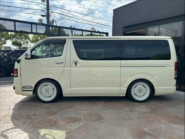 ハイエースバン