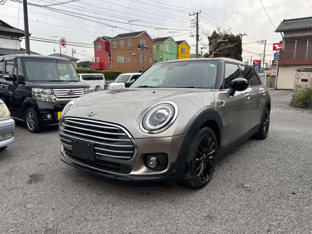 理由2【独自の仕入れルート】→買取車両や独自の仕入れルートを確保しより安く仕入れすることにより、良質な車両を厳選して販売を行っております。多くの業者様にも総額で販売しております。